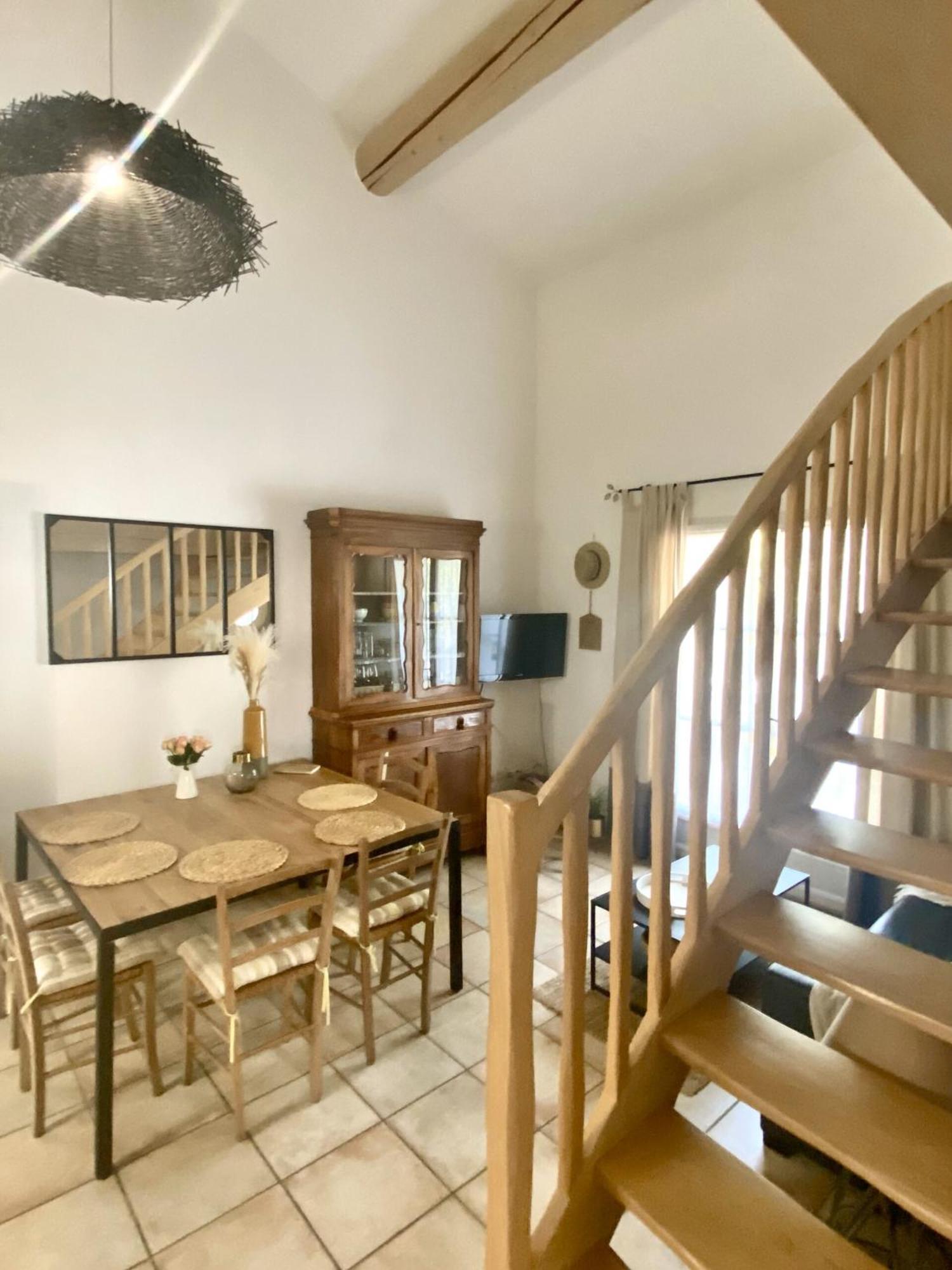 Le Jardin De Lau Villa Aubignan Room photo
