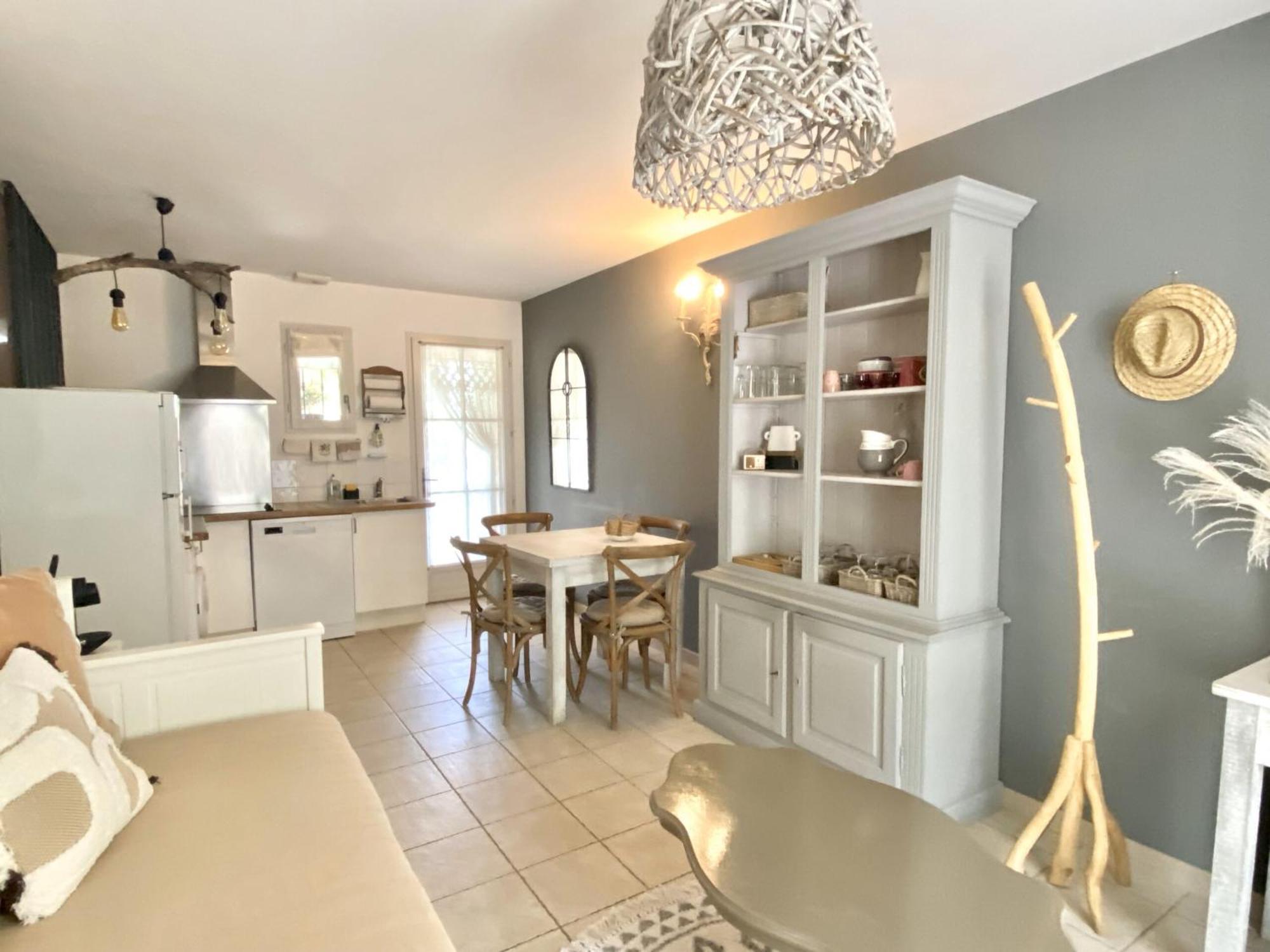 Le Jardin De Lau Villa Aubignan Room photo